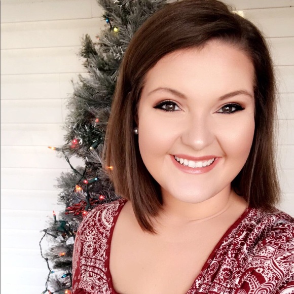 Meet your Posher, Jackie - Picture 5 of 8